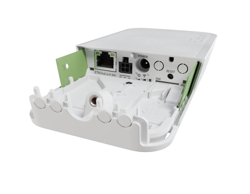 RBWAPR-2ND-EC200A wAP LTE kit (RouterOS L4) , International version