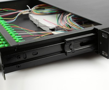 FBR-RACK-24-SC-APC-FULL FIBER RACK TIPI 24 CORE SC APC - 2 KASETLI ODF - HAZIR